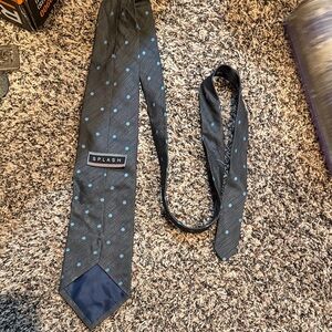 Splash Gray Tie with Light Blue Floral Dots